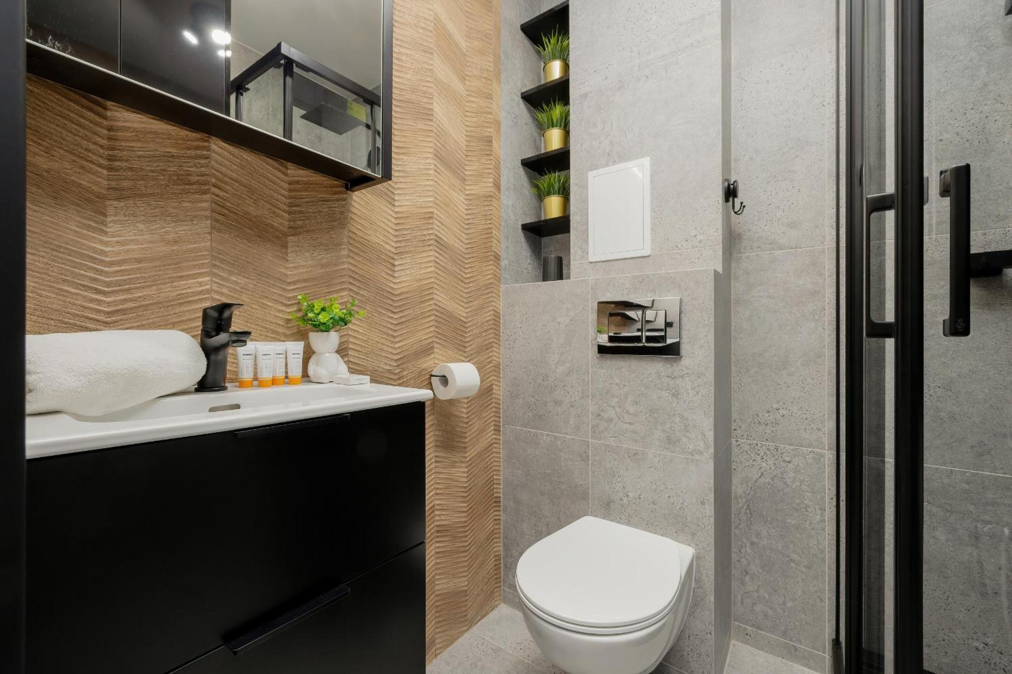 Modern Black & Wooden Apartment Warsaw Near The Airport By Noclegi Renters Екстер'єр фото