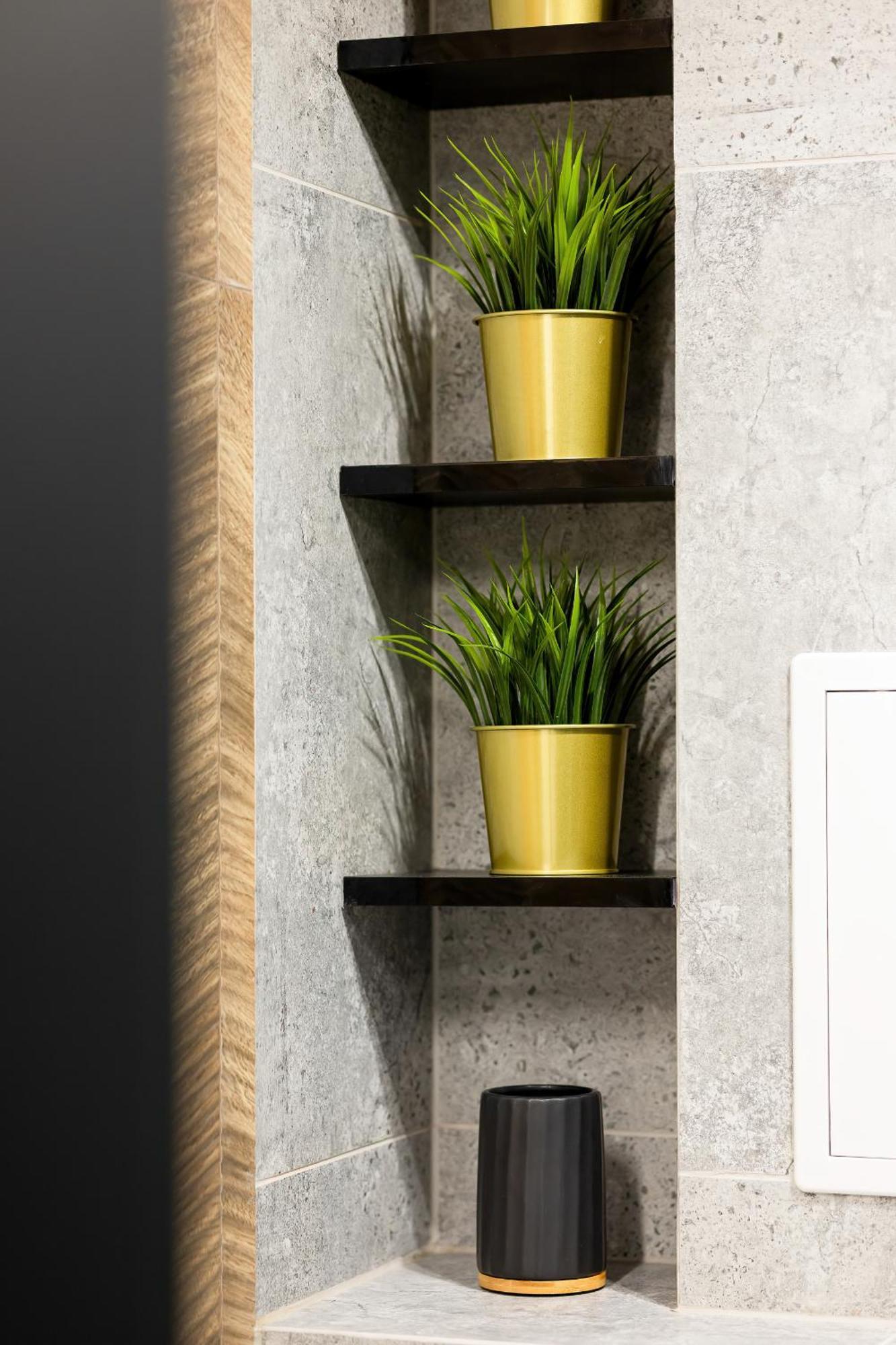 Modern Black & Wooden Apartment Warsaw Near The Airport By Noclegi Renters Екстер'єр фото